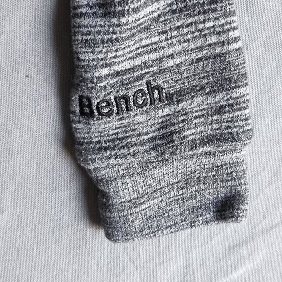Bench cowl neck sweatshirt women's size M grey striped kangaroo pocket - Picture 5 of 10